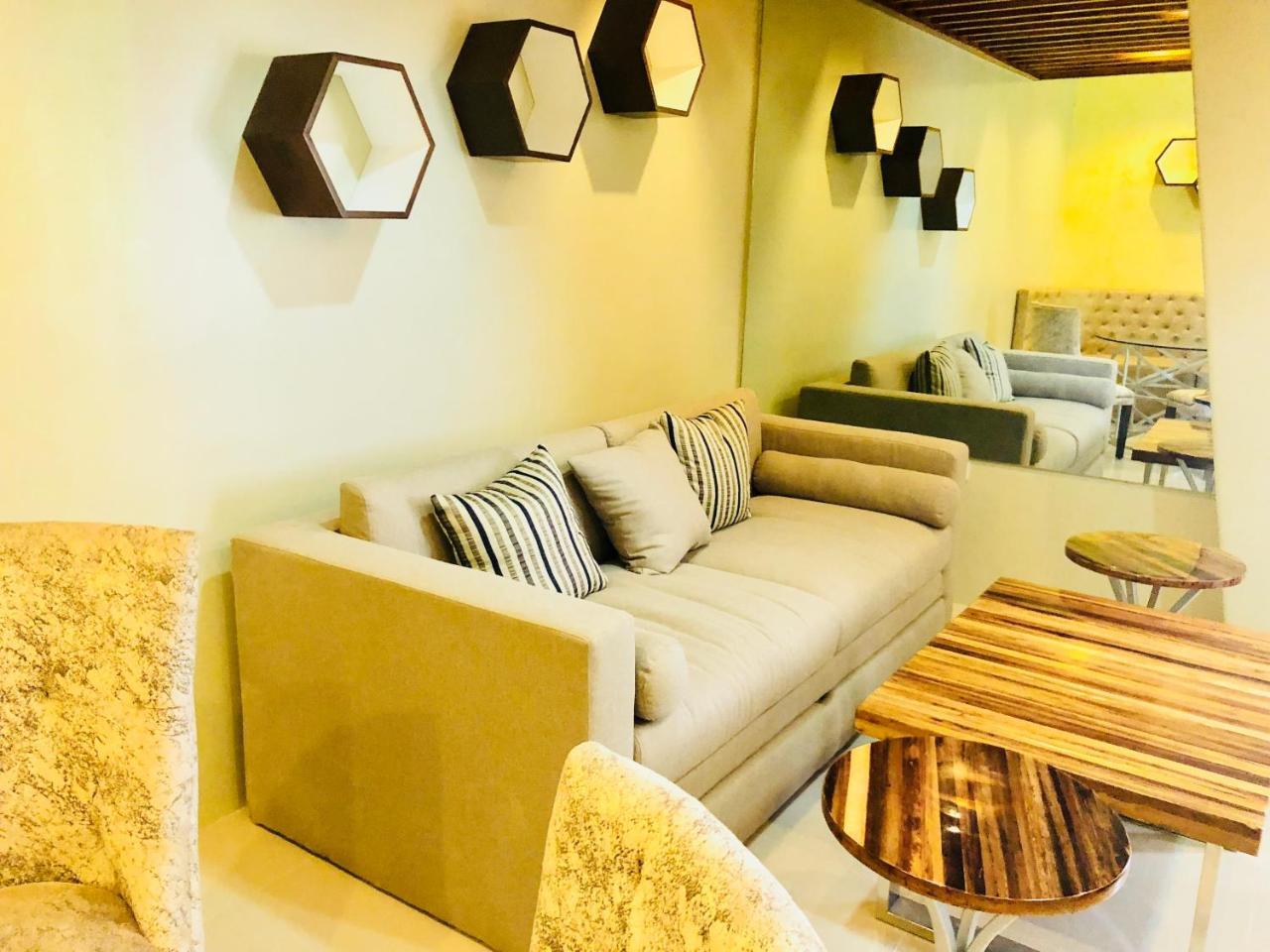 Hotel Apollo Lemery Luaran gambar